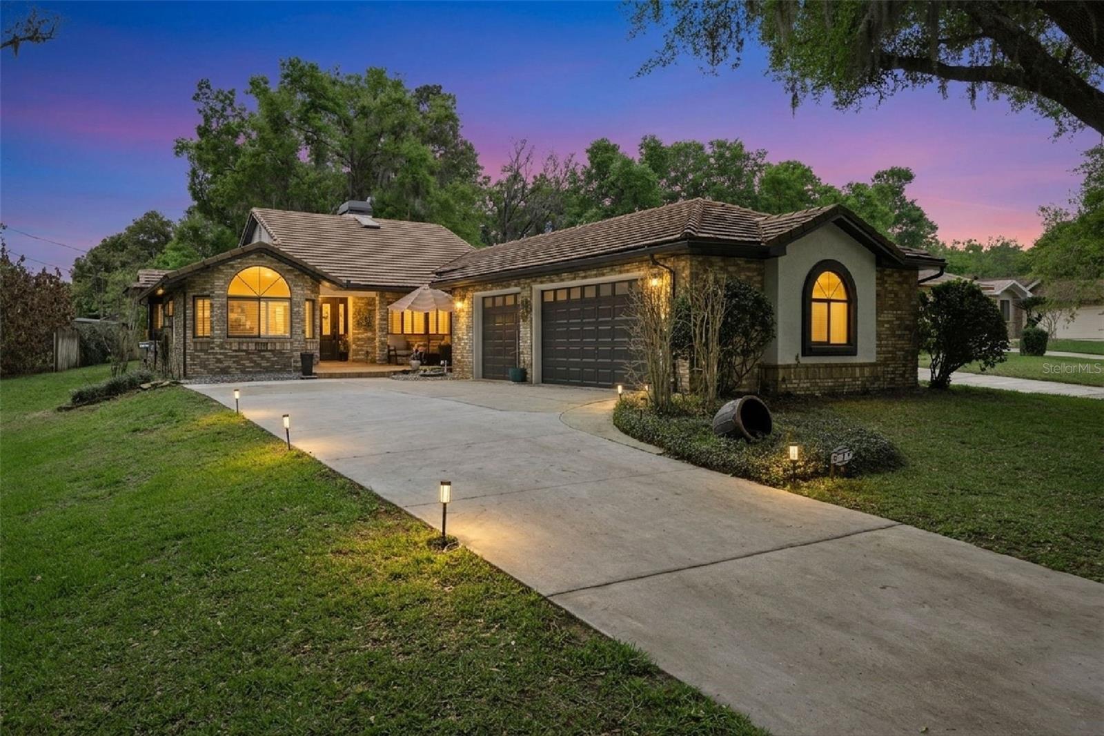 WATERWOOD PATIO HOMES - Residential