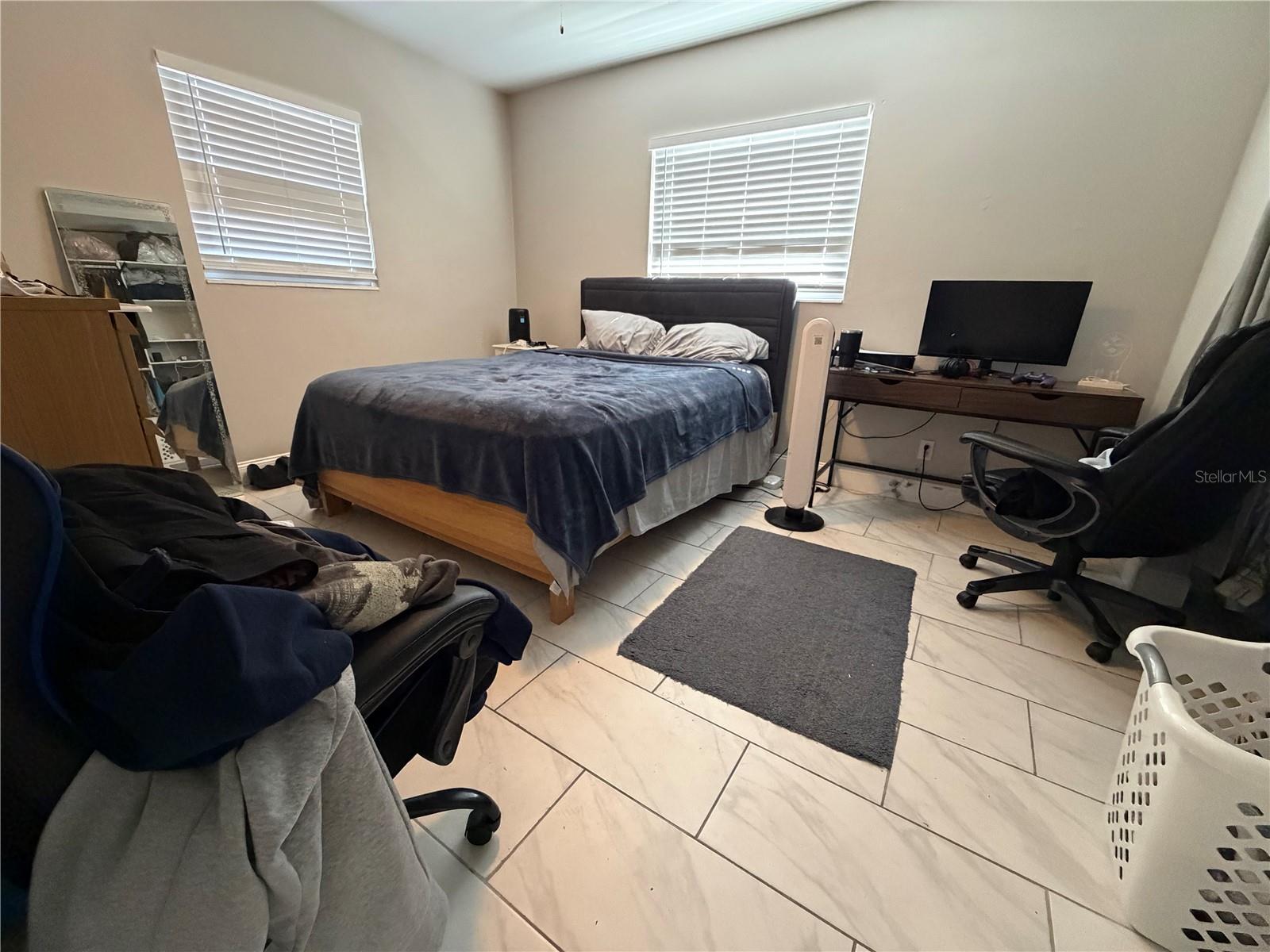 EAST BAY ESTATES - Residential Lease