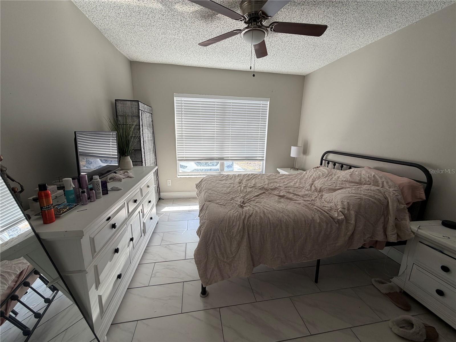 EAST BAY ESTATES - Residential Lease