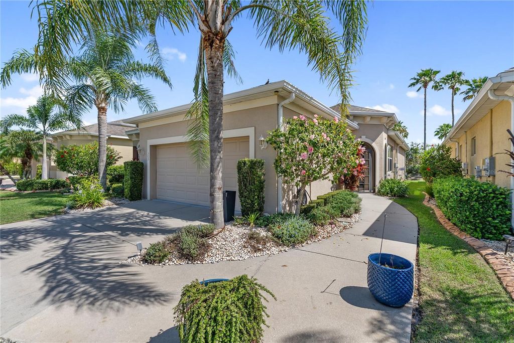 Photo of 305 Siena Vista Place, Sun City Center, FL 33573 (MLS # A4655474)