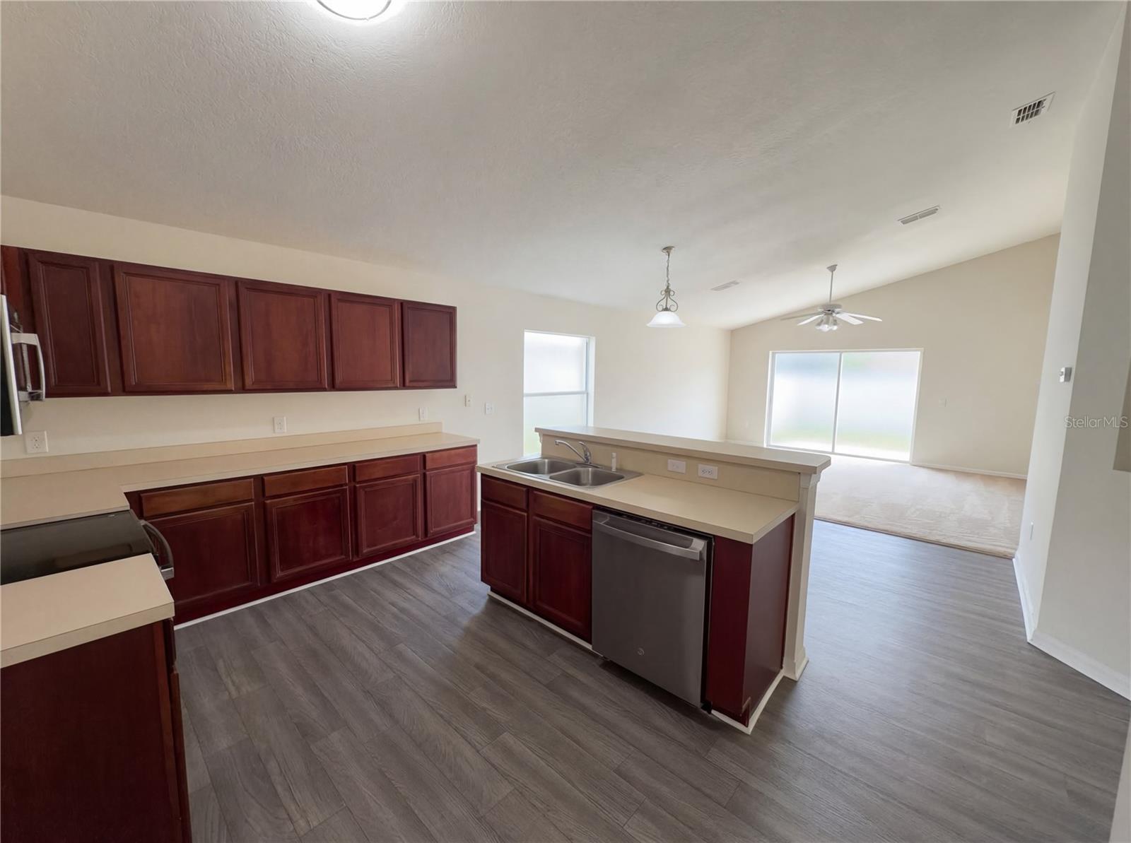 CAMPBELL COVE - Residential