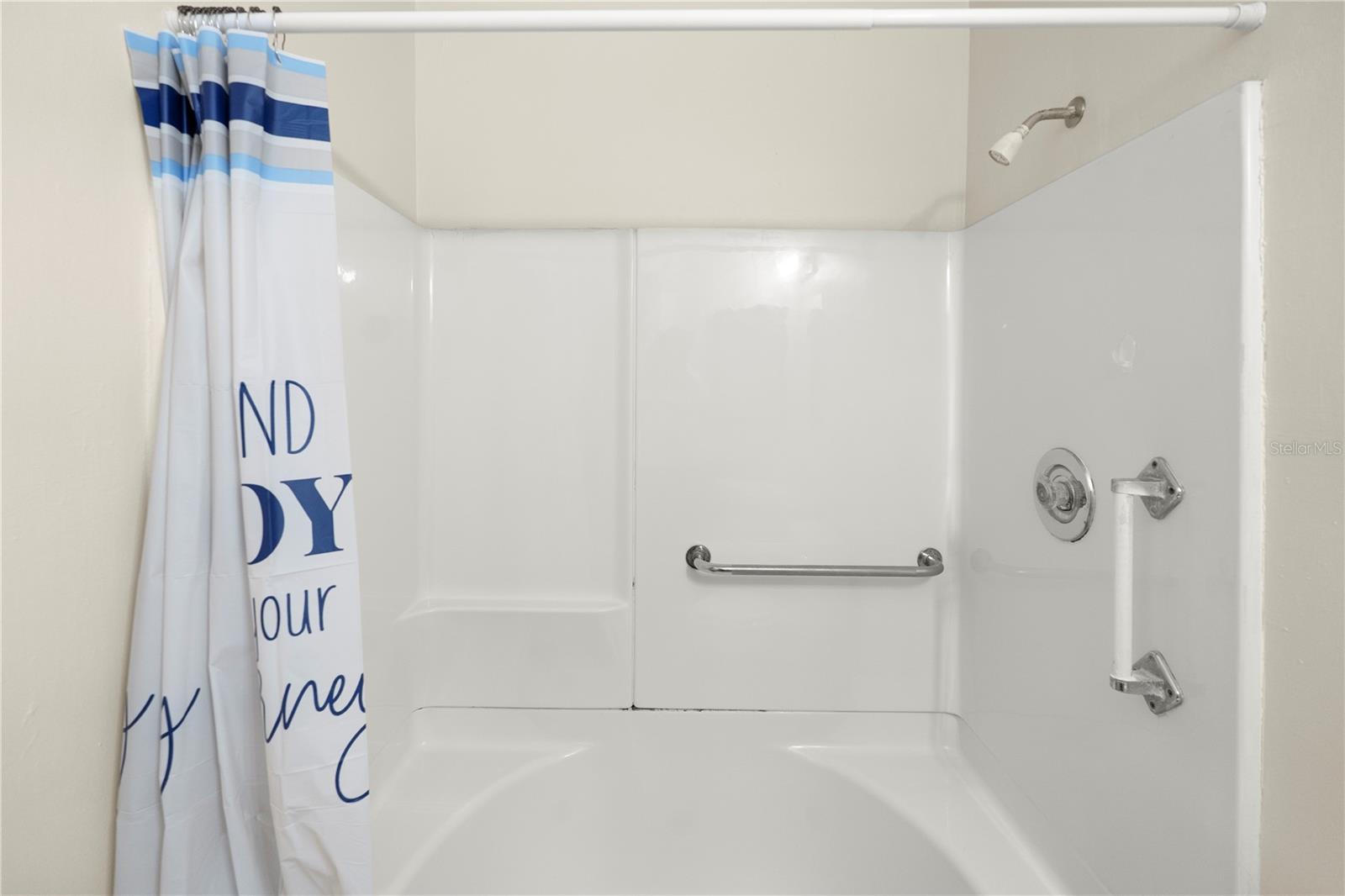 BEULAH CONDO PH 01 - Residential