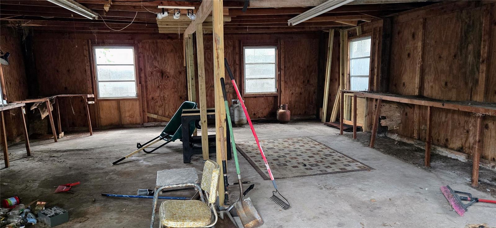 COLLINS ARMENIA PARK - Commercial Sale