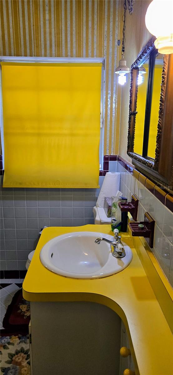 COLLINS ARMENIA PARK - Commercial Sale