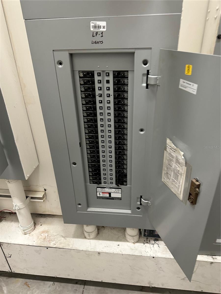FENDIGS SUB - Commercial Sale