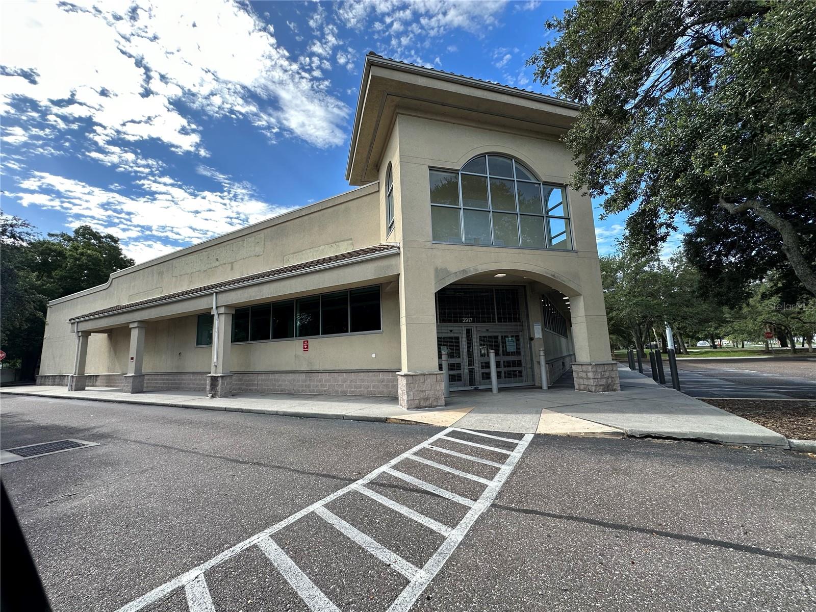 This former 15,022 SF freestanding drug store (Walgreens) is situated on a 84,366 SF (1.94 Acre) CG (Commercial General) zoned lot at the lighted intersection of Nebraska Ave and Dr Martin Luther King Jr Blvd which enjoys a combined traffic count of 35,000 VPD (both streets). The interior of the structure features high ceilings of approximately 20 ft and column spacing of 35 ft and has a covered drive through lane and ample 3-phase power. The building as also fully fire sprinklered. The site features excellent access from both Dr Martin Luther King and Nebraska Ave and boasts 67 parking spaces. Preliminary site plan approval for a "Live Local" redevelopment yielded a probable site plan of 230-250 units with 7 story height limit after a zoning & comprehensive plan change. The property sits within an Opportunity Zone, and, given the scope of the potential project, a doubling of basis would be easy to achieve.
** This offering is co-listed with Andretta Properties (William Besselieu)
** Also available for lease
Located on N. Nebraska Avenue and E. Martin Luther King, Jr. Blvd. and close to I-275 and I-4, offering easy access to surrounding areas, including downtown.