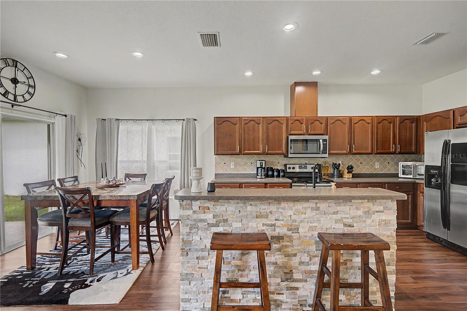 9837 JASMINE BROOK CIRCLE