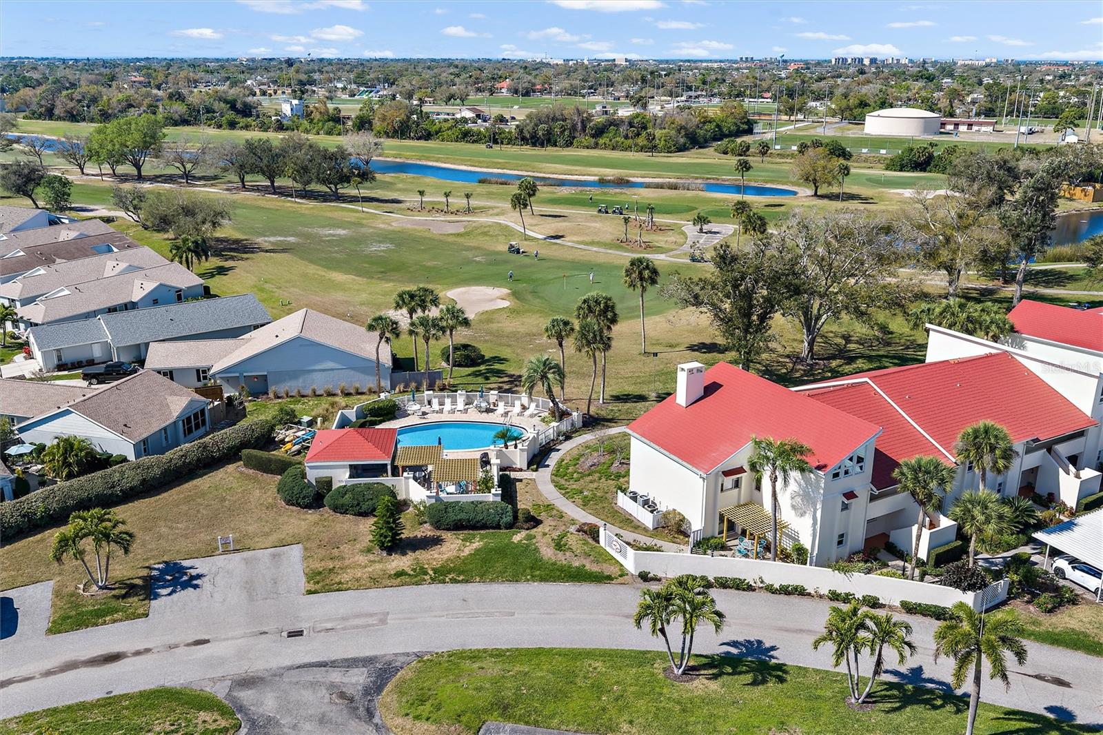 758 VILLAGE CIRCLE 207