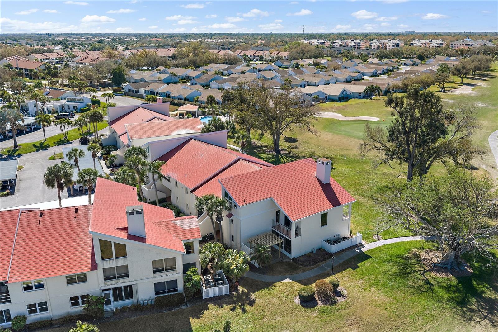 CAPRI WEST - Residential