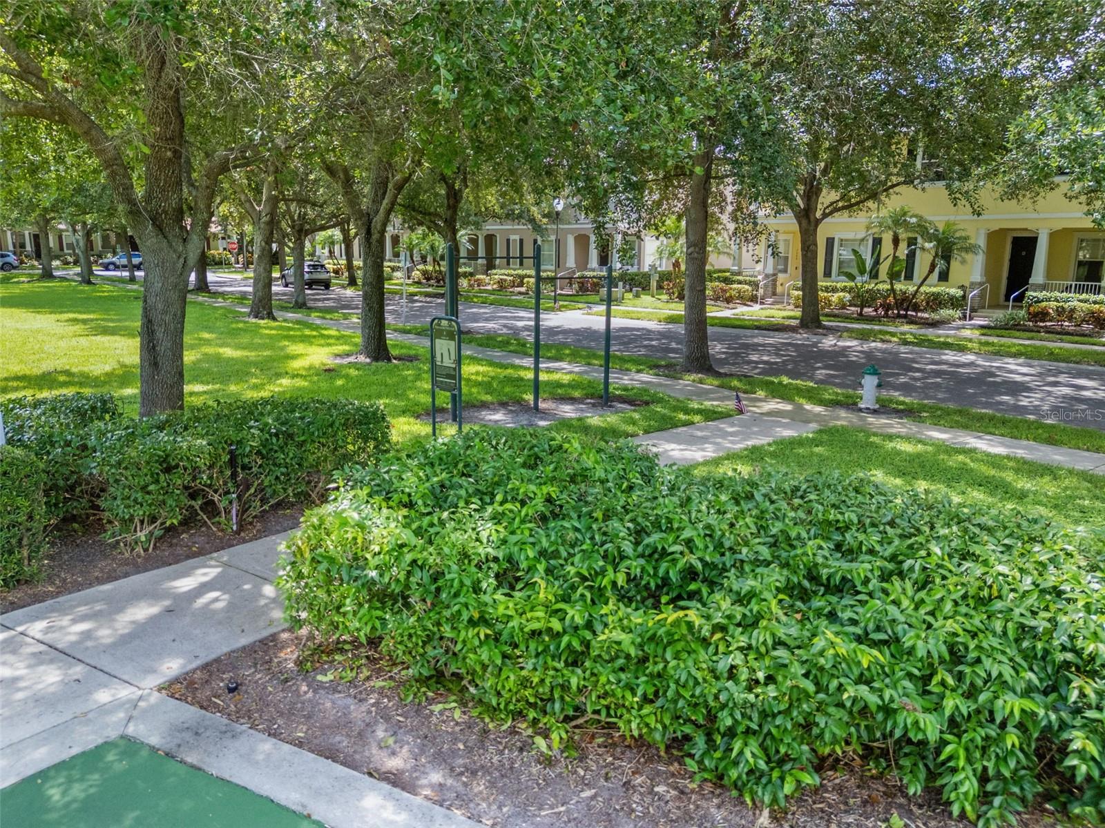 PRESTON SQUARE - Residential