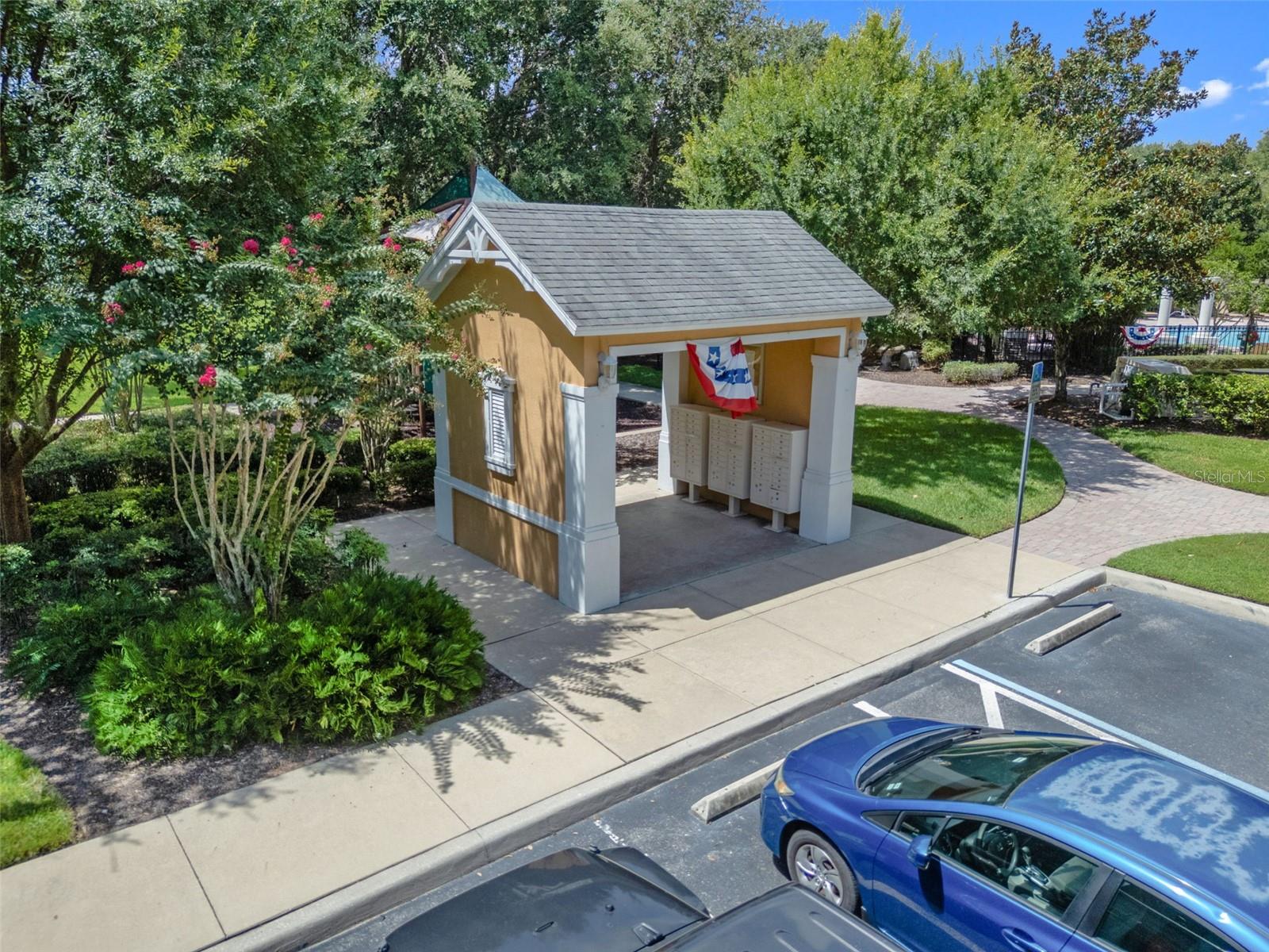 PRESTON SQUARE - Residential