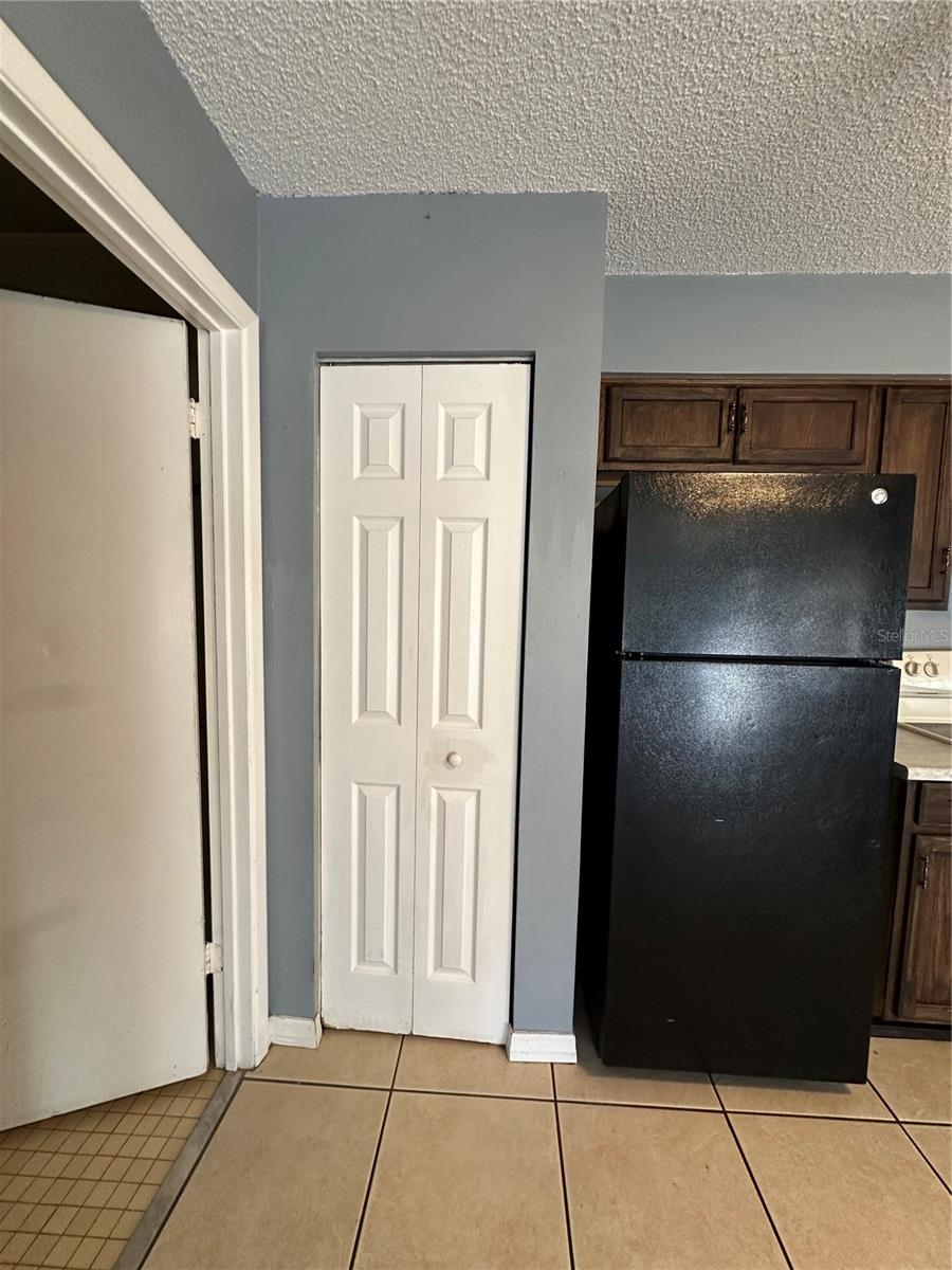 AVONDALE - Residential Lease