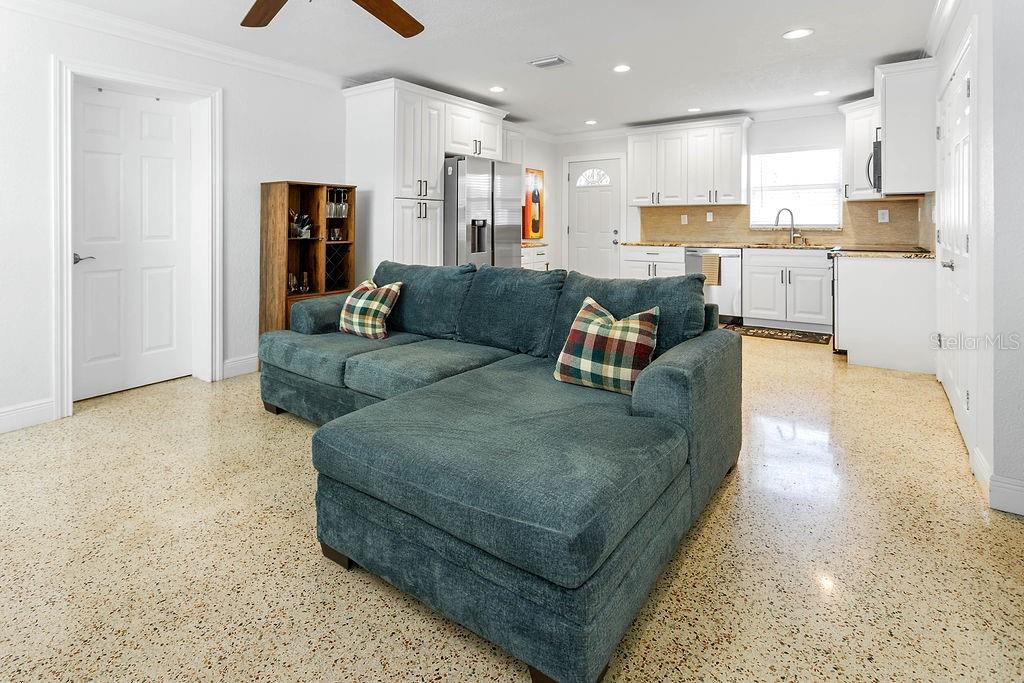 DREWS JOHN H SUB BLKS 1 TO 10 - Residential