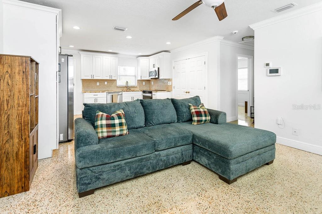 DREWS JOHN H SUB BLKS 1 TO 10 - Residential