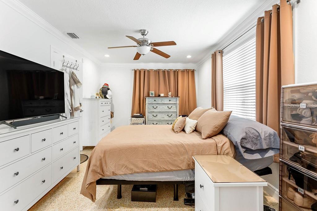 DREWS JOHN H SUB BLKS 1 TO 10 - Residential