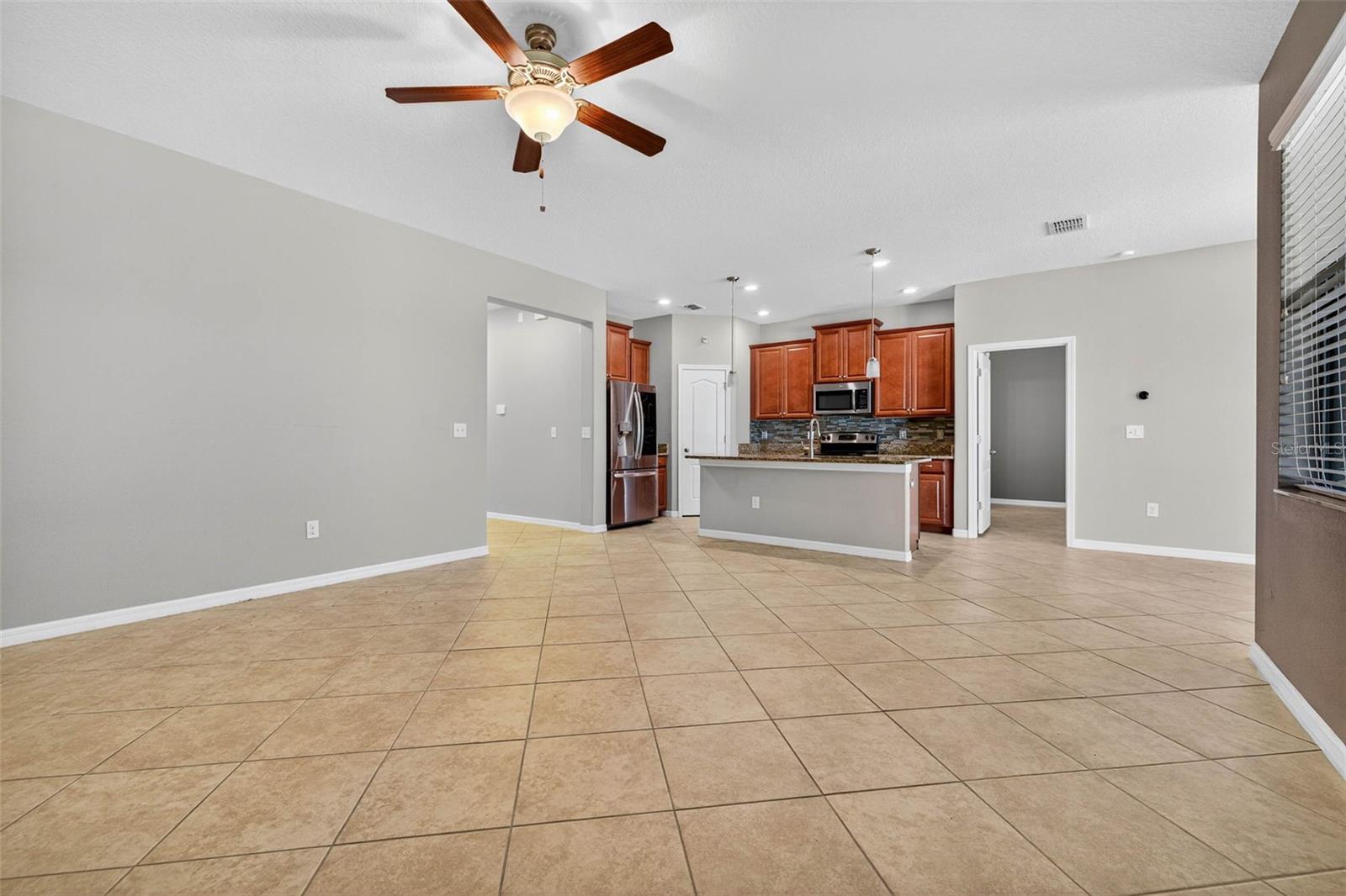 CONCORD STN PH 5 UNS A1 & A2 - Residential Lease