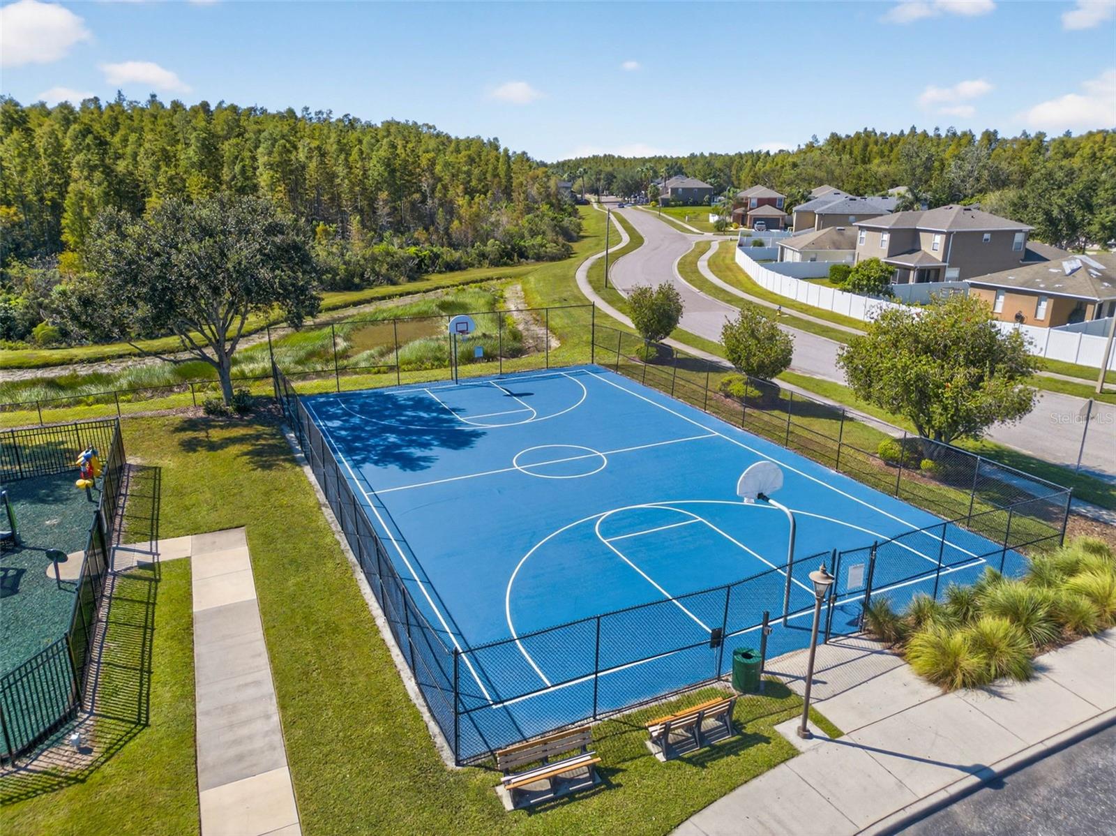 CONCORD STN PH 5 UNS A1 & A2 - Residential Lease