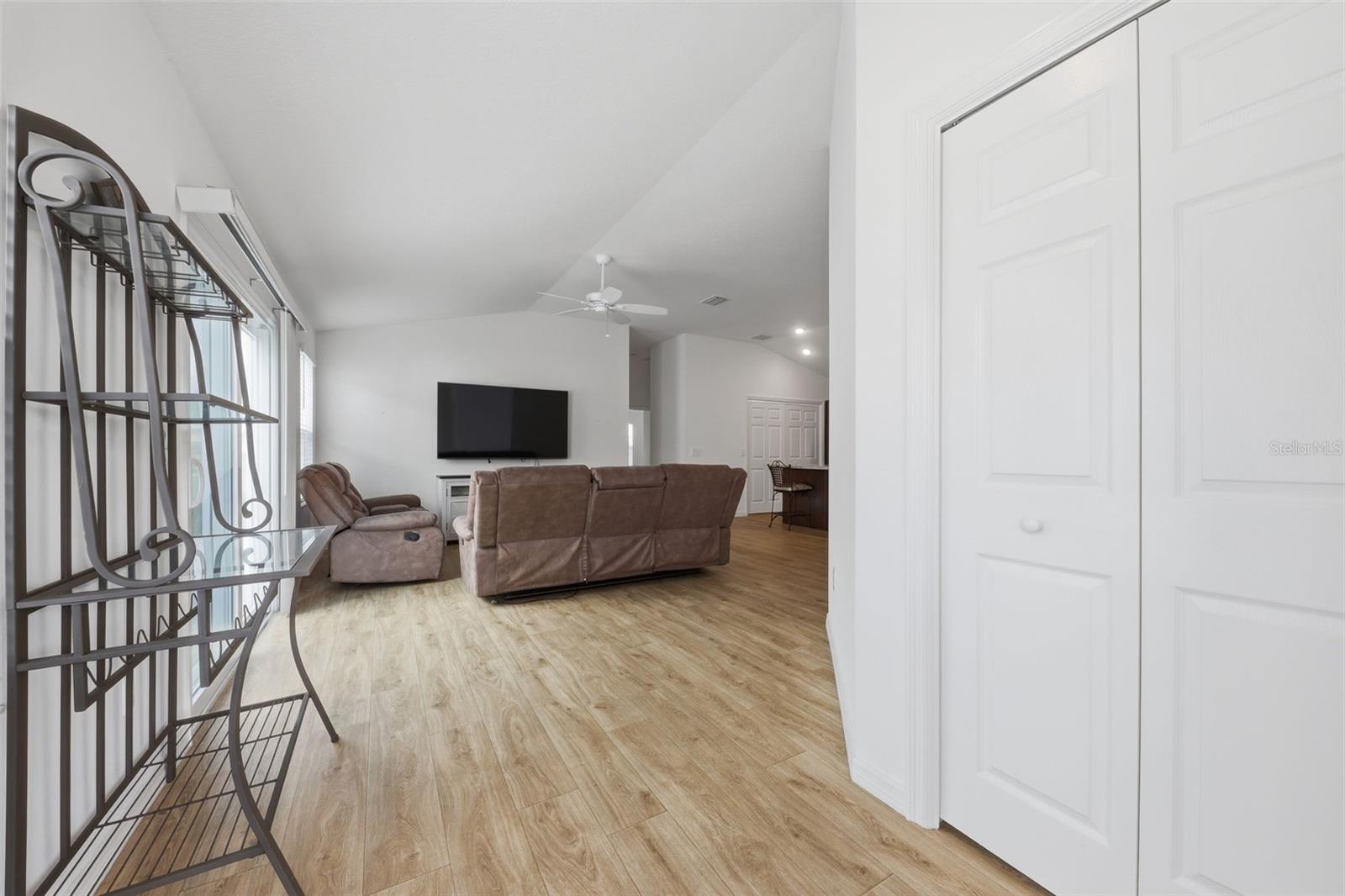 VILLAGES/SOUTHERN OAKS LEE VILLAGE - Residential