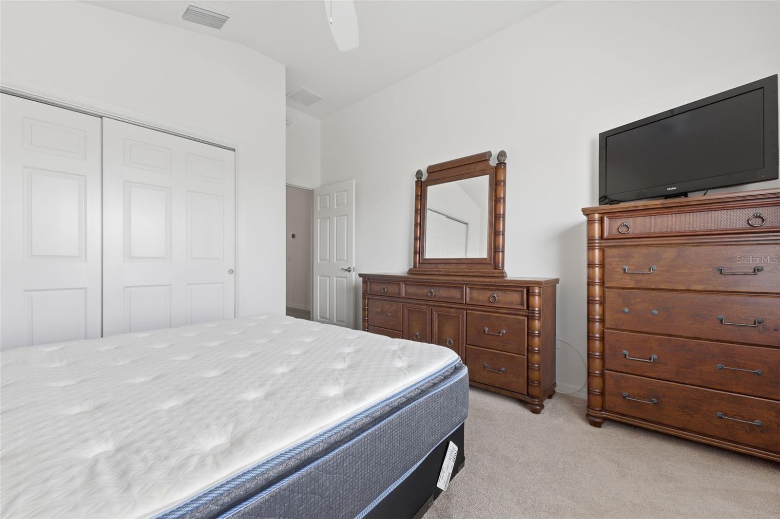 VILLAGES/SOUTHERN OAKS LEE VILLAGE - Residential