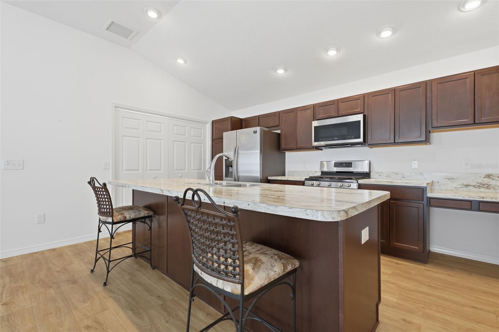 VILLAGES/SOUTHERN OAKS LEE VILLAGE - Residential