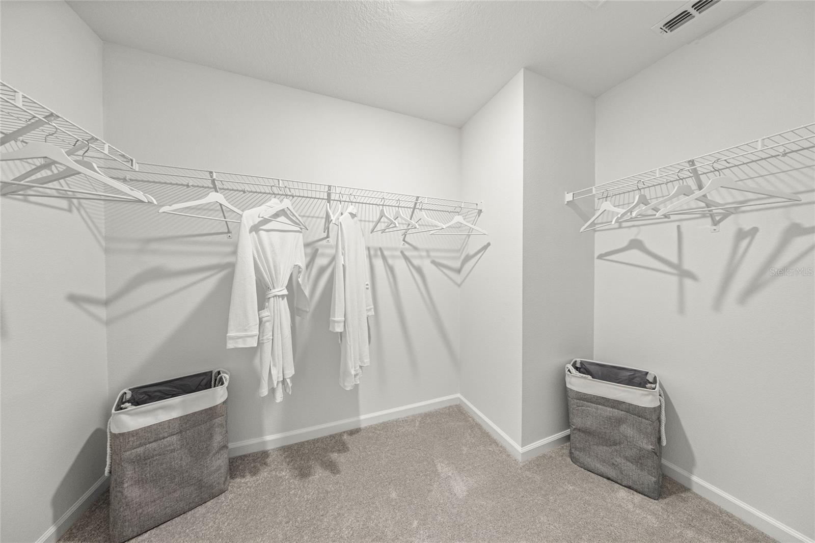 TARA BAYWOOD PH 1 PB 38 PG 55 - Residential