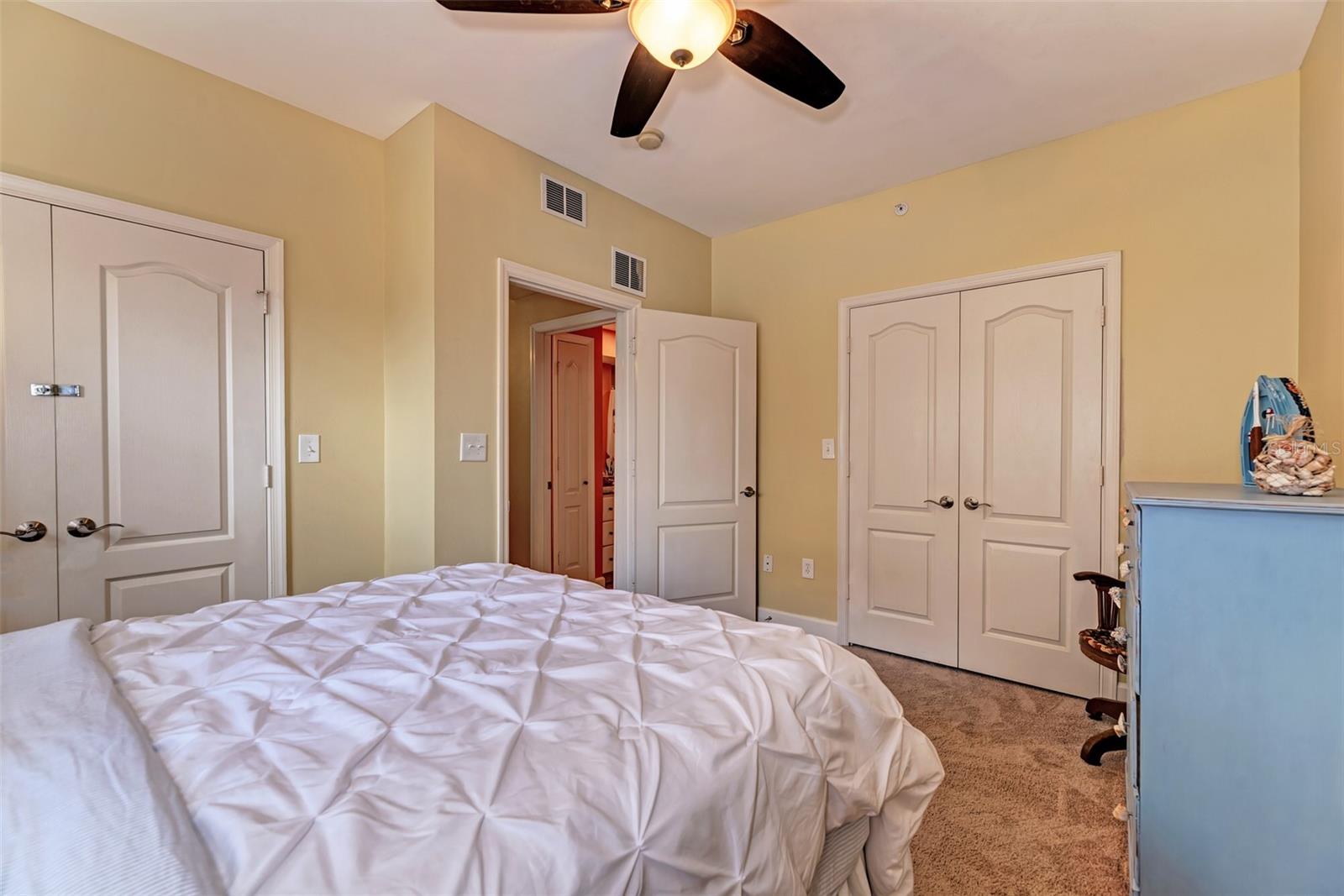 RIVER DANCE A CONDO OR1960/4183 - Residential Lease