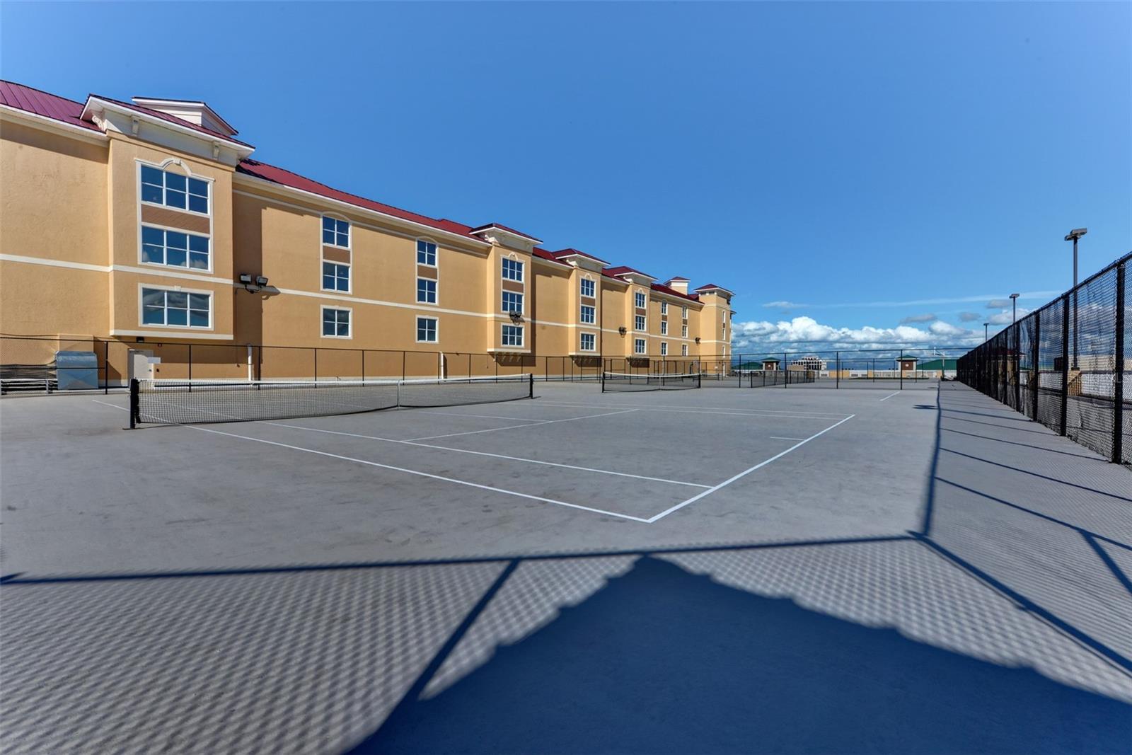 RIVER DANCE A CONDO OR1960/4183 - Residential Lease