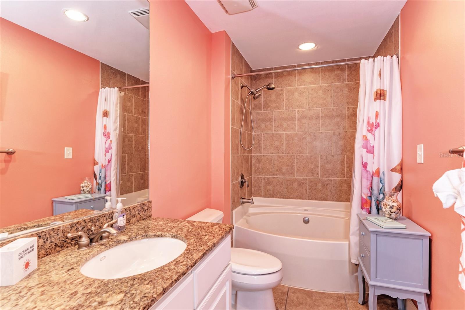 RIVER DANCE A CONDO OR1960/4183 - Residential Lease