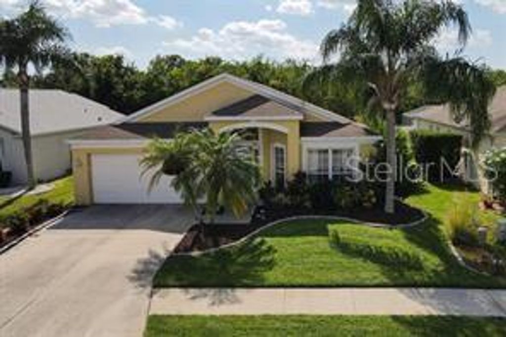 Photo of 4510 Sanibel Way, Bradenton, FL 34203 (MLS # A4689593)