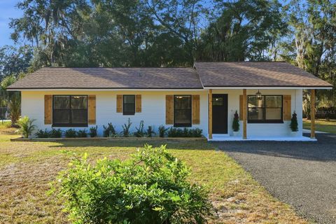 Photo of 341 Alabama Avenue, Palatka, FL 32177 (MLS # FC314329)