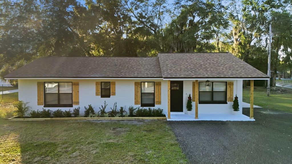 Photo of 341 Alabama Avenue, Palatka, FL 32177 (MLS # FC314329)
