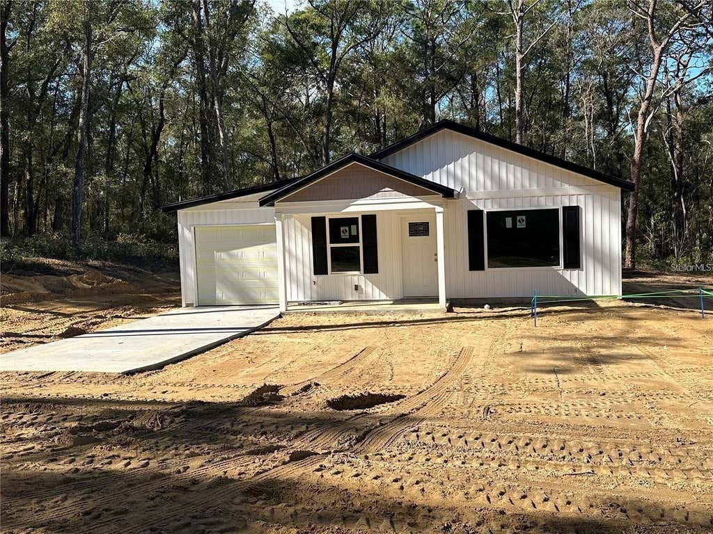 Photo of 13730 SW 111th Street, Dunnellon, FL 34432 (MLS # OM728795)