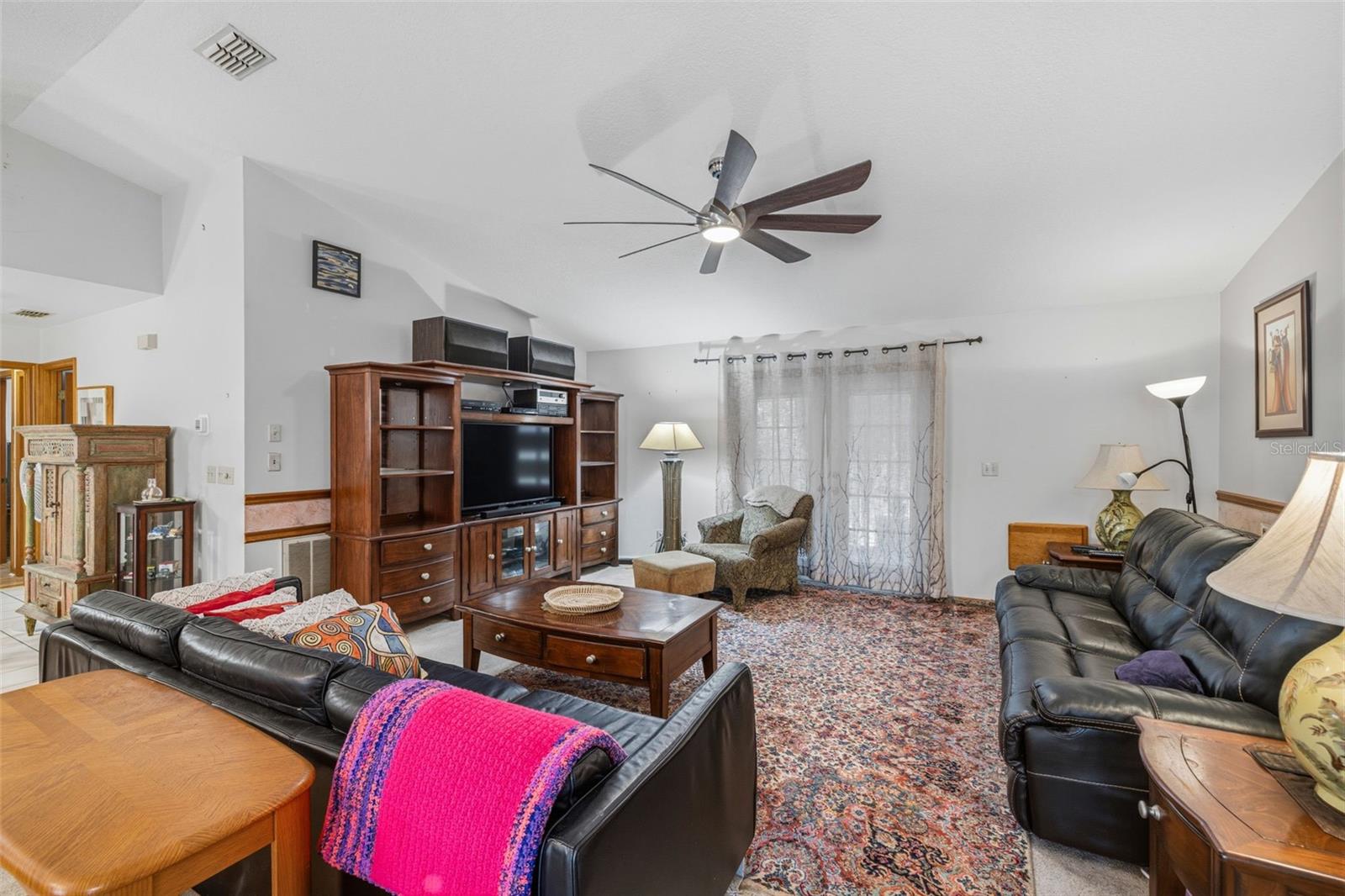 LAKE VALENCIA - - Residential