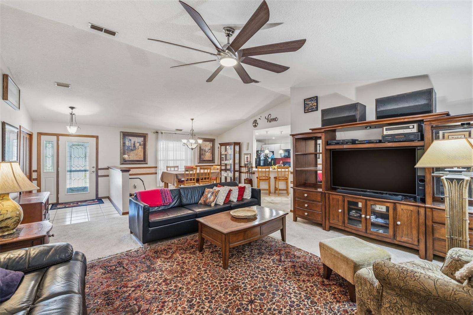 LAKE VALENCIA - - Residential