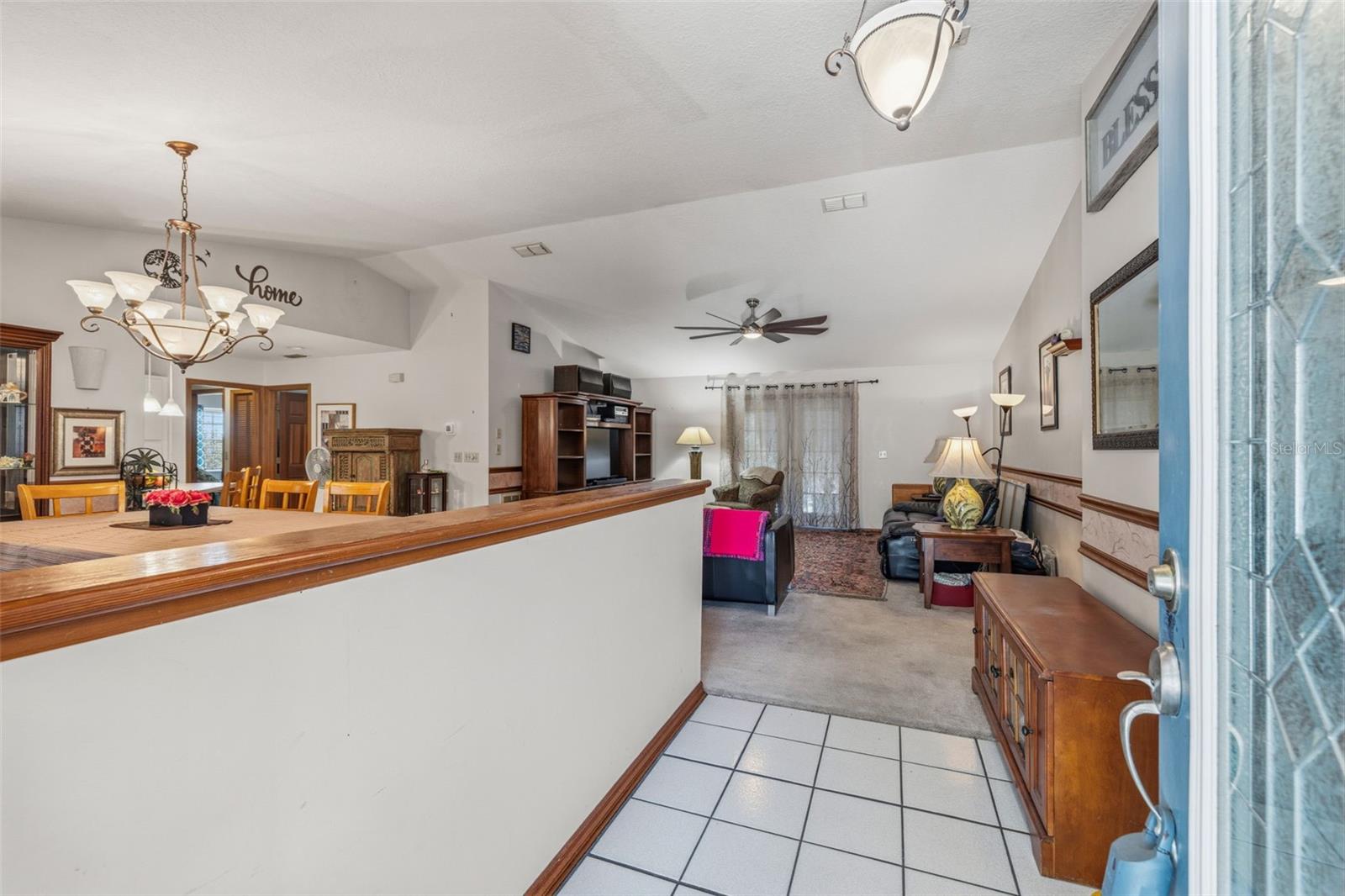 LAKE VALENCIA - - Residential