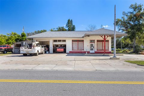 1015 S GROVE STREET EUSTIS FL 32726