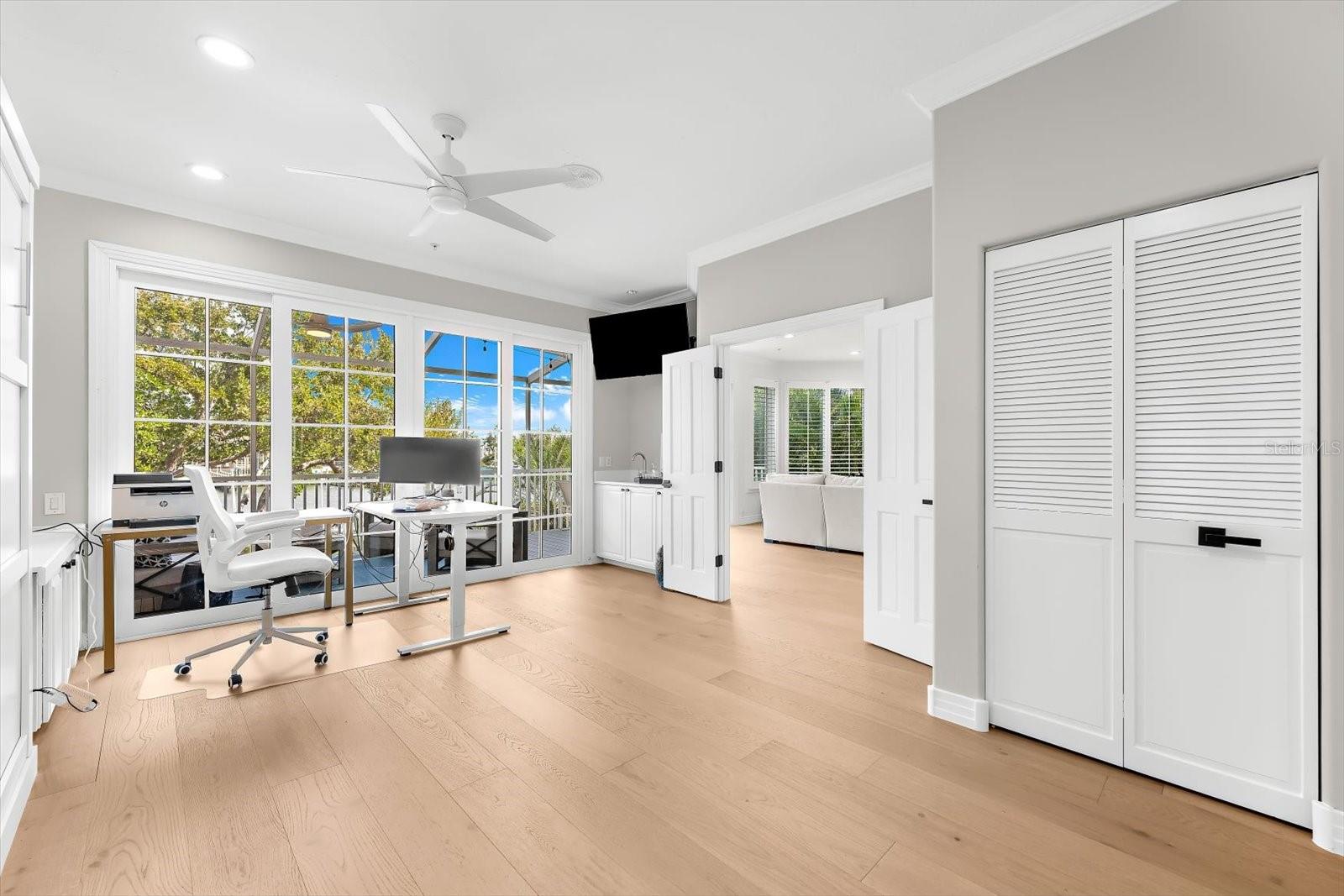 HAMILTON CLUB - Residential