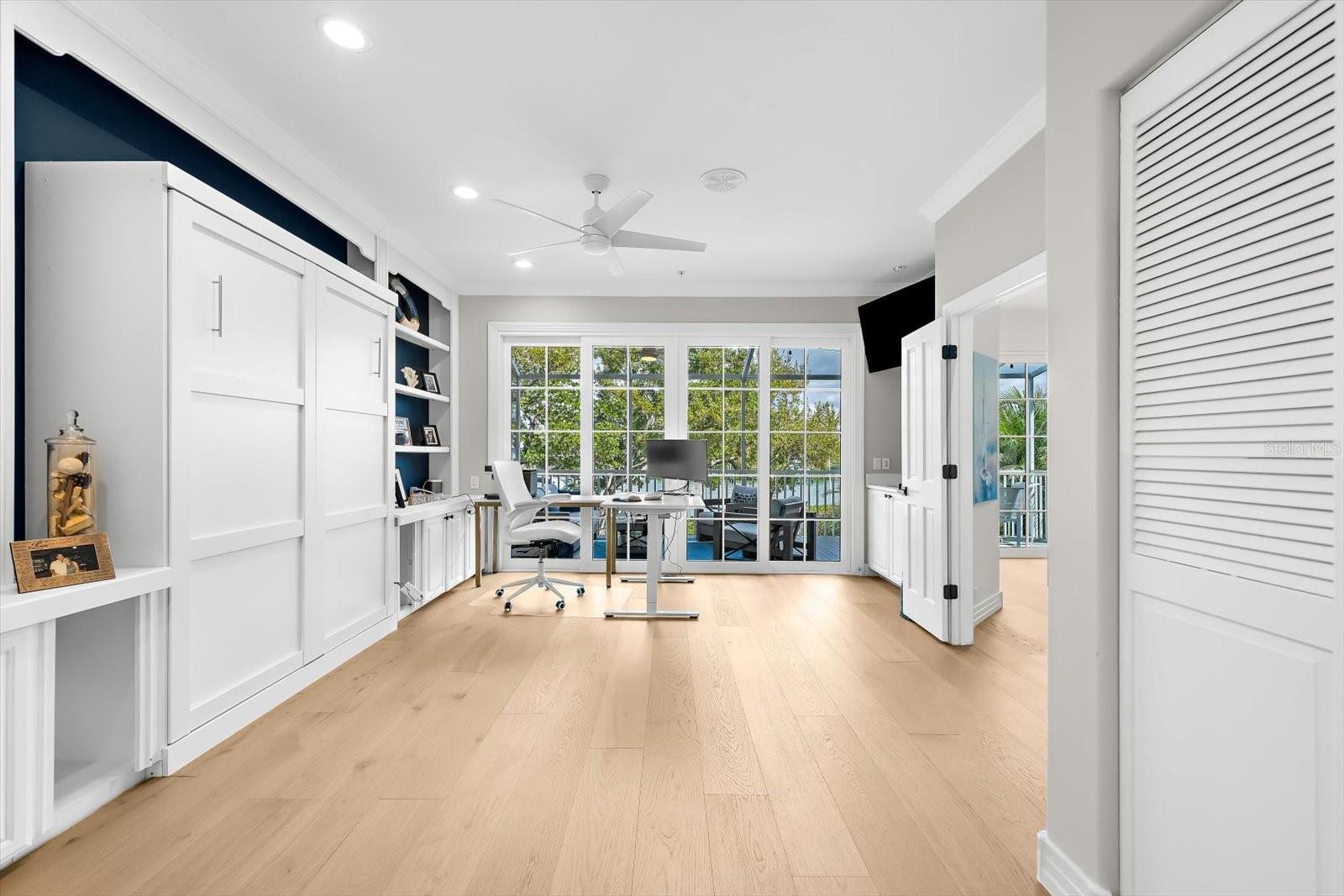 HAMILTON CLUB - Residential