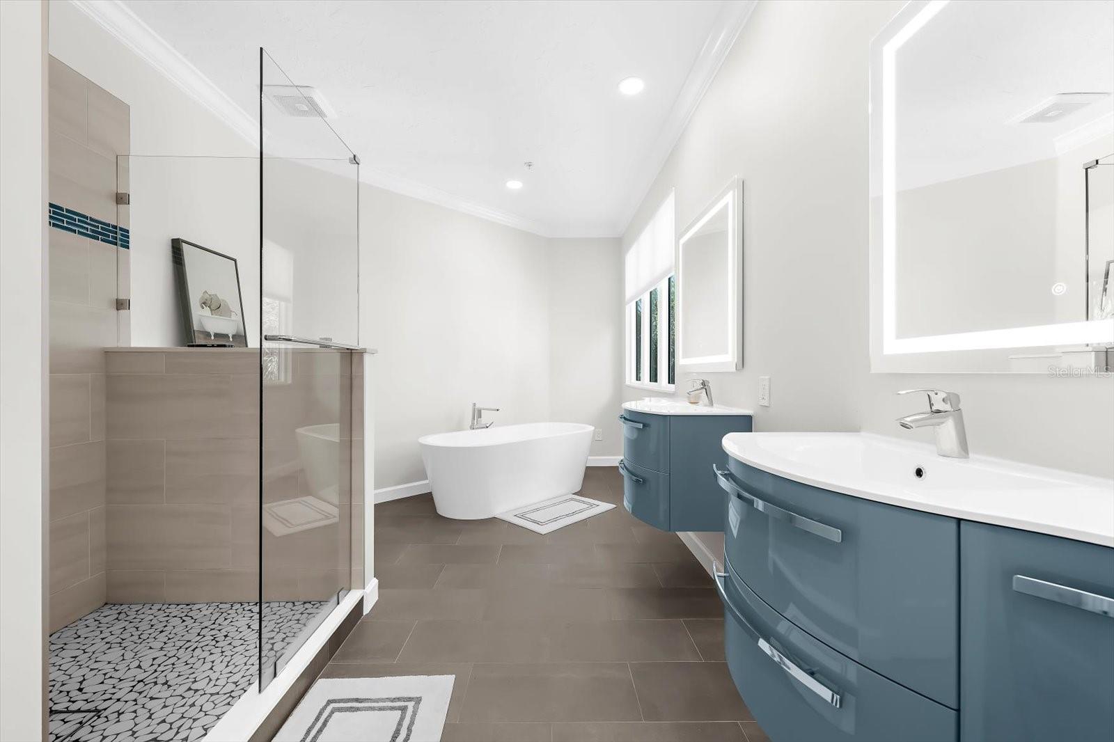 HAMILTON CLUB - Residential