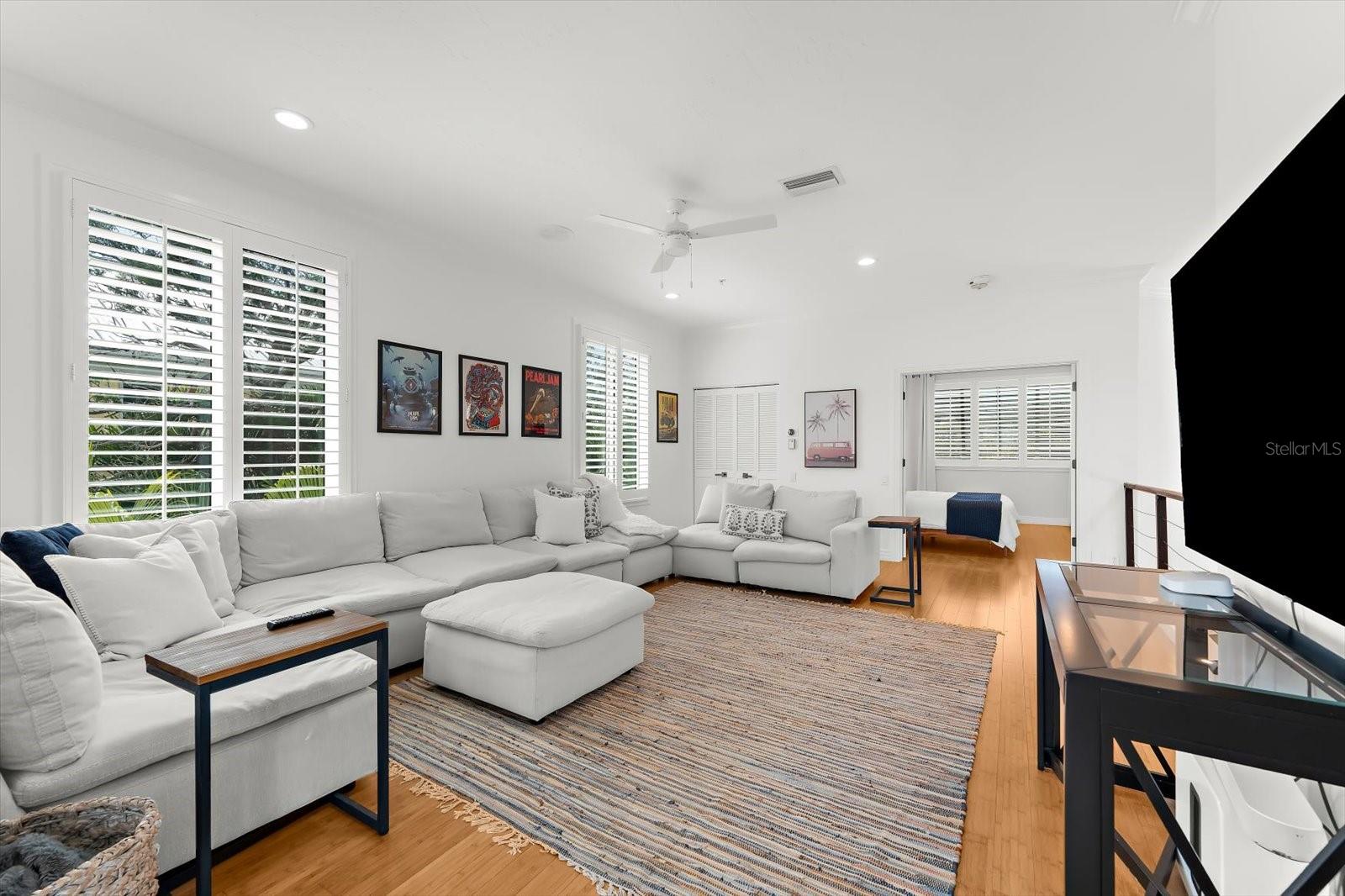 HAMILTON CLUB - Residential