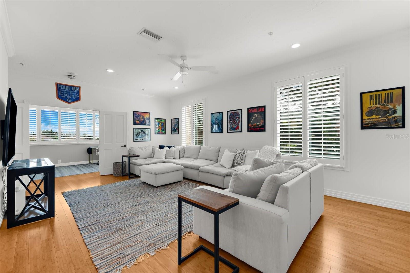 HAMILTON CLUB - Residential