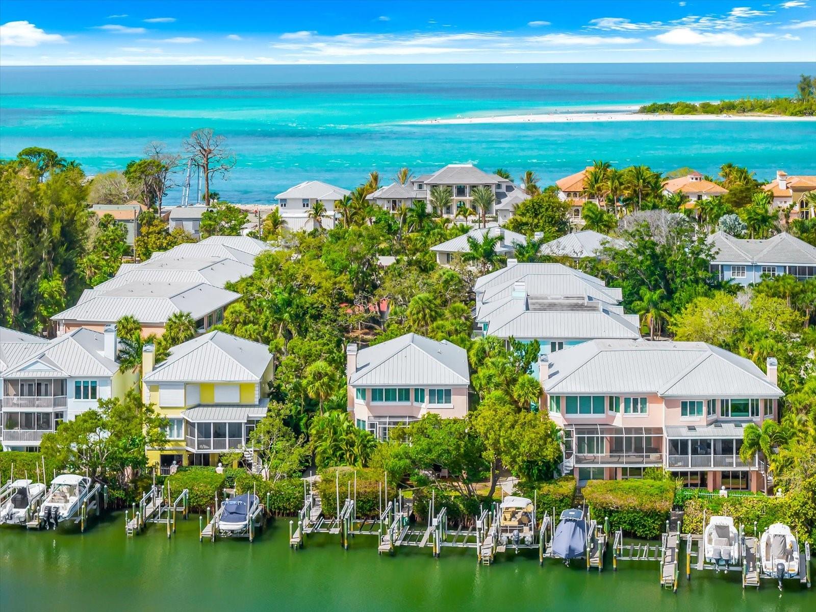 HAMILTON CLUB - Residential