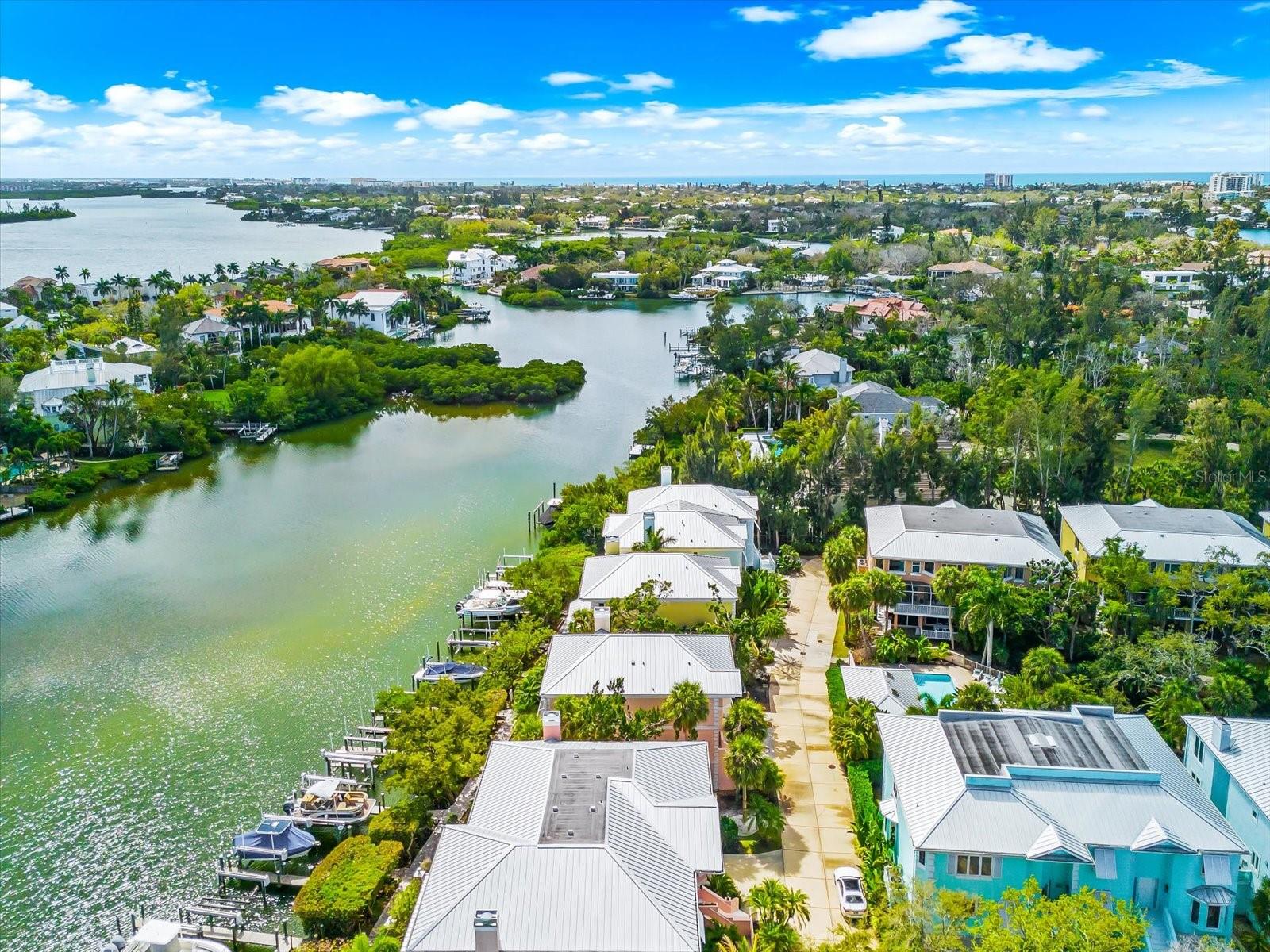 HAMILTON CLUB - Residential