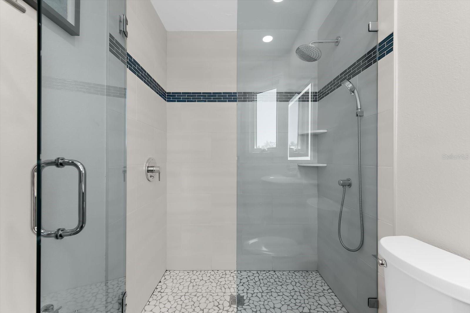 HAMILTON CLUB - Residential