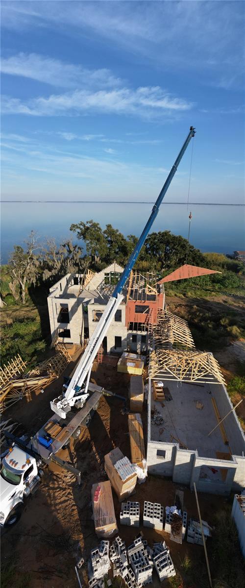 LAKESIDE LTS - Residential