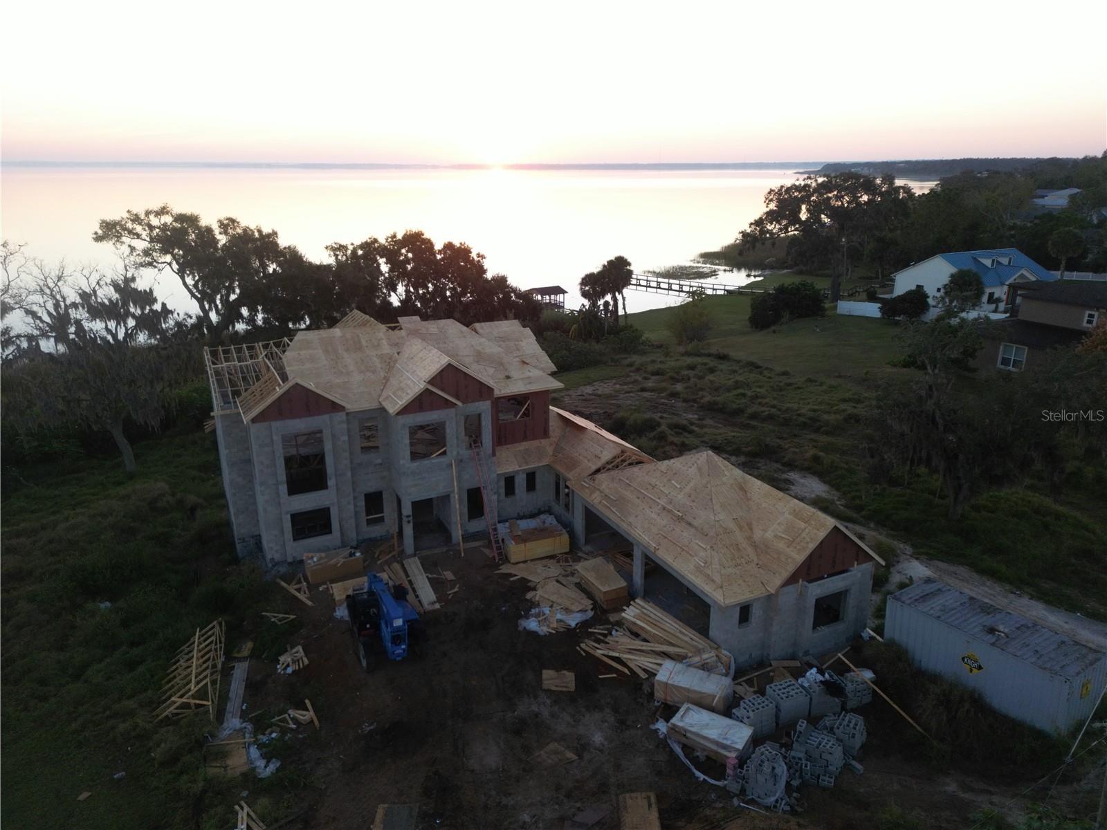 LAKESIDE LTS - Residential