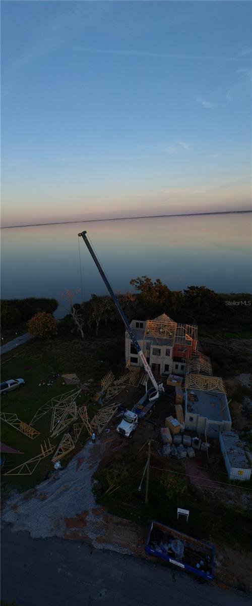 LAKESIDE LTS - Residential