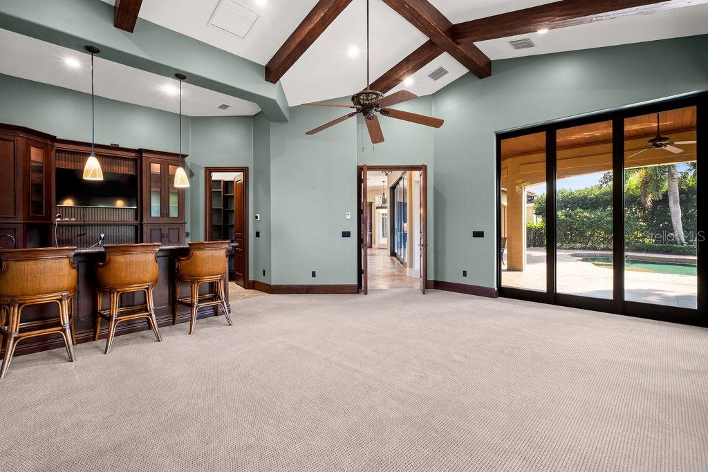 KEENES POINTE - Residential