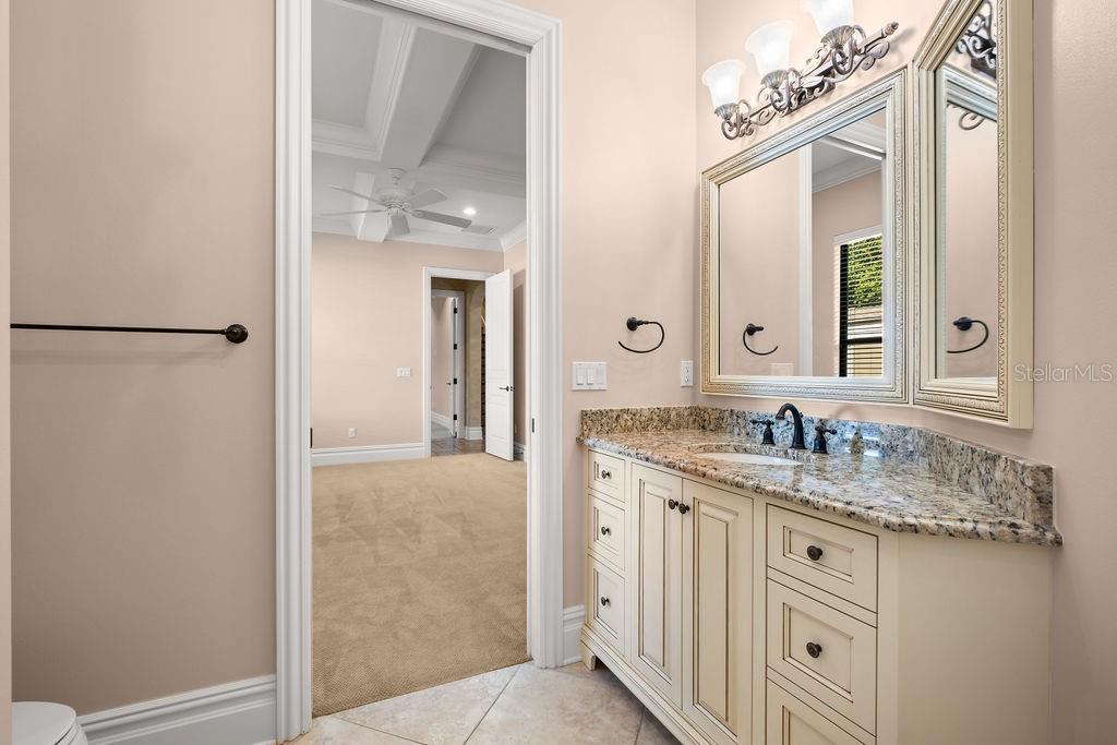 KEENES POINTE - Residential