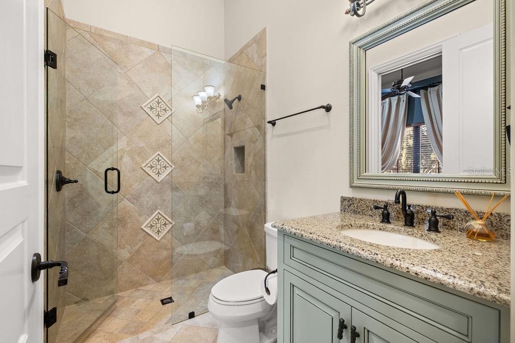 KEENES POINTE - Residential